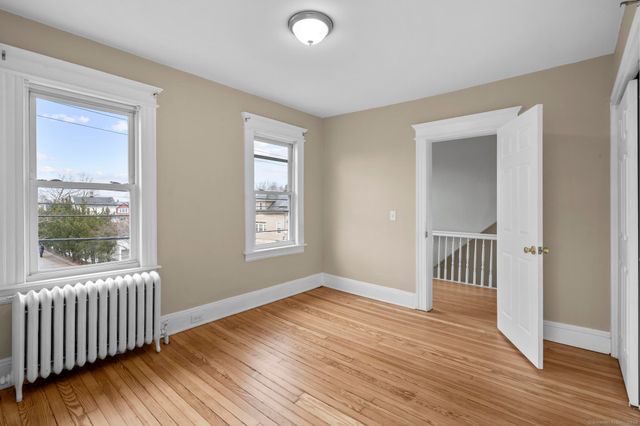 26 Woodmont Avenue, Bridgeport, CT 06606