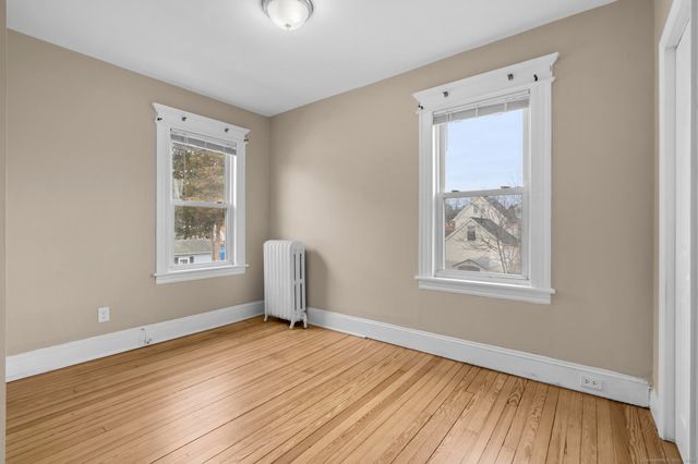 26 Woodmont Avenue, Bridgeport, CT 06606