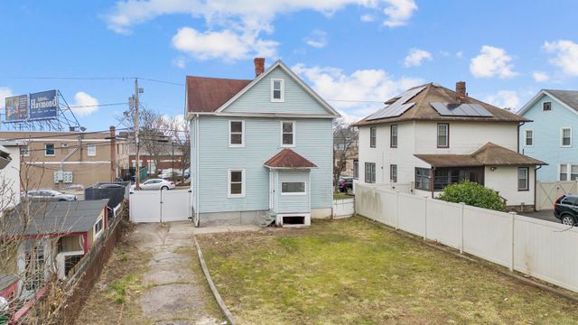 26 Woodmont Avenue, Bridgeport, CT 06606