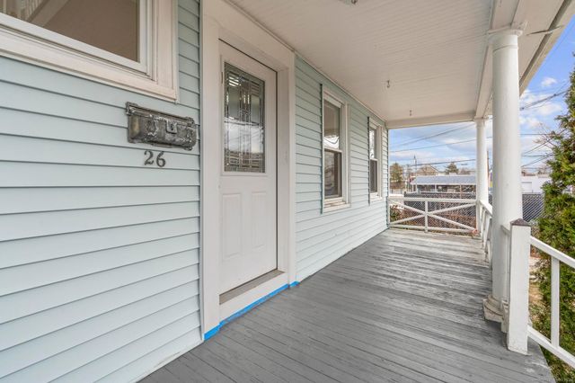 26 Woodmont Avenue, Bridgeport, CT 06606