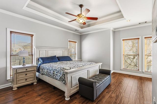 5015 Caribbean Drive W, Benton, AR 72019