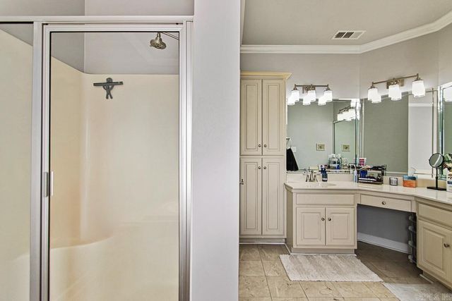 5015 Caribbean Drive W, Benton, AR 72019