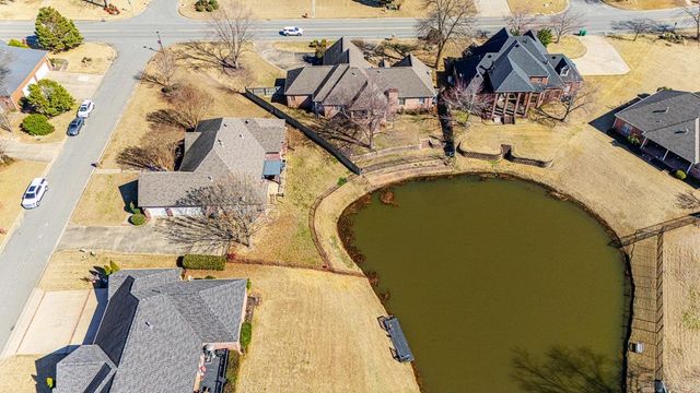 5015 Caribbean Drive W, Benton, AR 72019