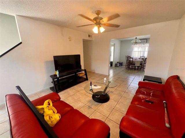 678 LESLIE COURT 678, Altamonte Springs, FL 32701