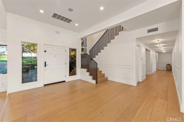 4017 Nogales, Tarzana, CA 91356