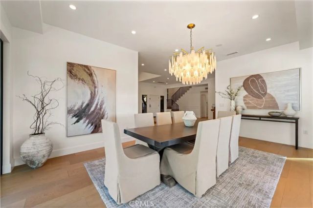 4017 Nogales, Tarzana, CA 91356