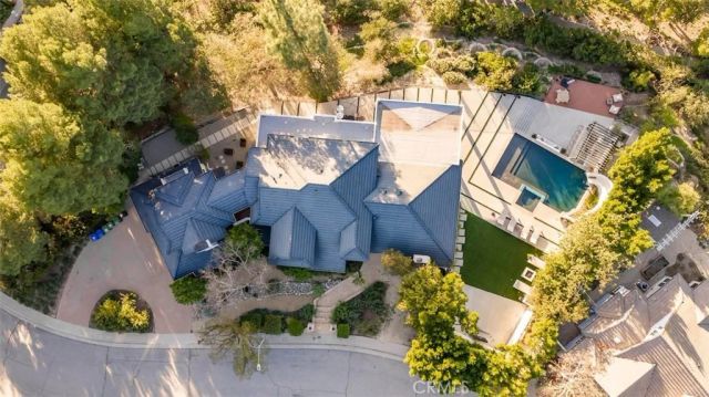 4017 Nogales, Tarzana, CA 91356