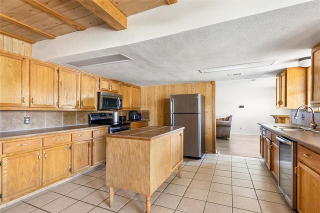 110 John Street, Liberty, TX 77575