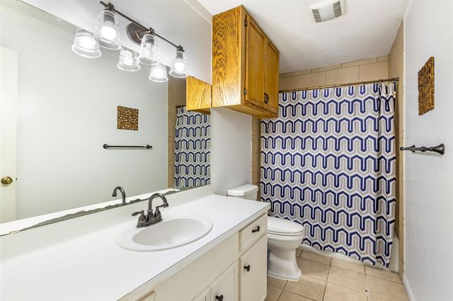 110 John Street, Liberty, TX 77575