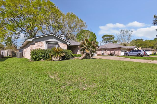 110 John Street, Liberty, TX 77575