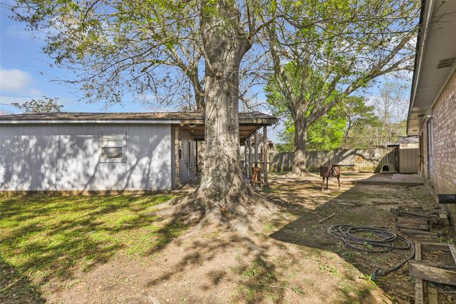 110 John Street, Liberty, TX 77575