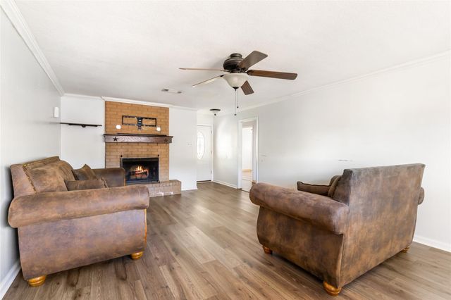 110 John Street, Liberty, TX 77575