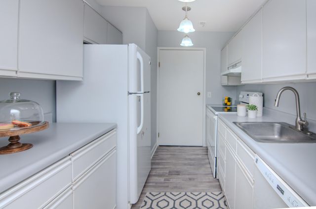 3017 Lakehaven Court, Ann Arbor, MI 48105