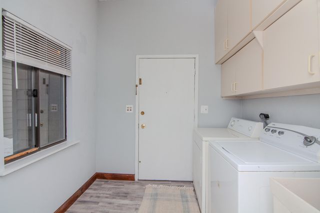 3017 Lakehaven Court, Ann Arbor, MI 48105