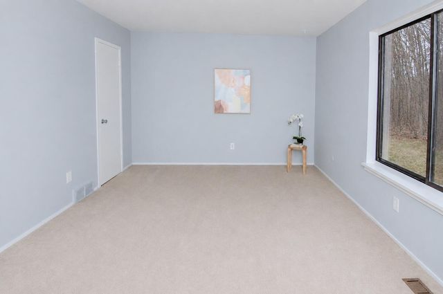3017 Lakehaven Court, Ann Arbor, MI 48105