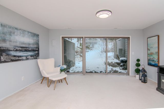 3017 Lakehaven Court, Ann Arbor, MI 48105