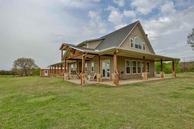 245 Mcdaniel Road, Tioga, TX 76271