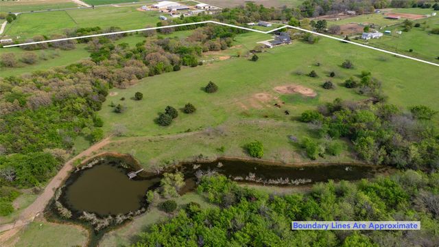 245 Mcdaniel Road, Tioga, TX 76271