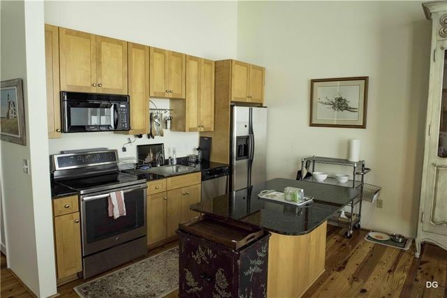 6105 Blue Stone Road 213, Sandy Springs, GA 30328