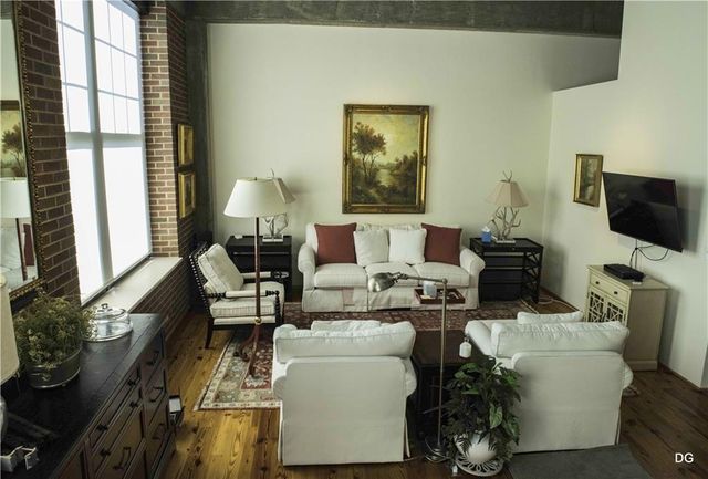 6105 Blue Stone Road 213, Sandy Springs, GA 30328