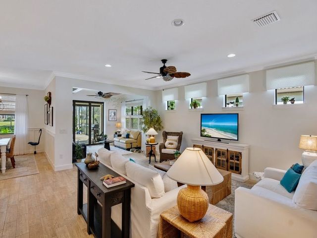 5036 Pendelton Square, Vero Beach, FL 32967