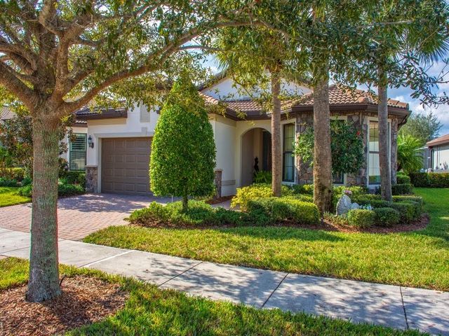 5036 Pendelton Square, Vero Beach, FL 32967