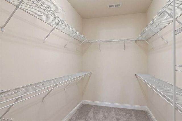 102 Jamestown Oaks Drive, Jamestown, NC 27282