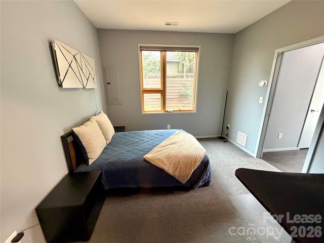 305 Mcninch Street B, Charlotte, NC 28202