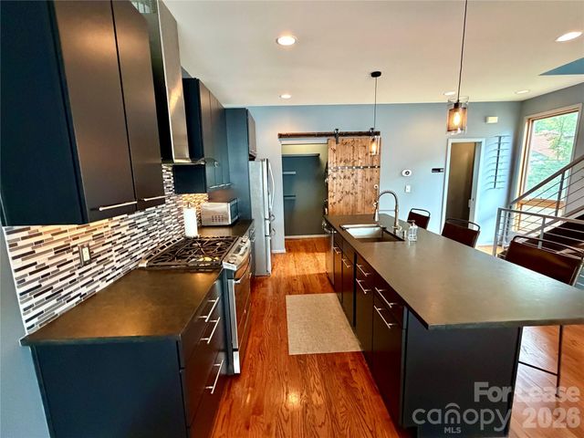 305 Mcninch Street B, Charlotte, NC 28202
