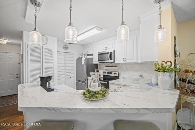 7667 N Wickham Road 302, Melbourne, FL 32940