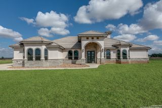 252 Venado Oaks, Castroville, TX 78009