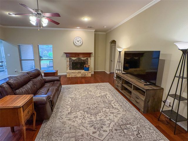 754 Peach Lane, Burleson, TX 76028