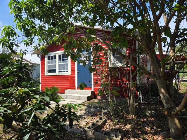 10 MCCARTHY AVENUE, Frostproof, FL 33843