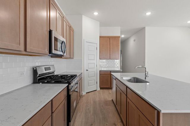 1000 Universal DR, Hutto, TX 78634