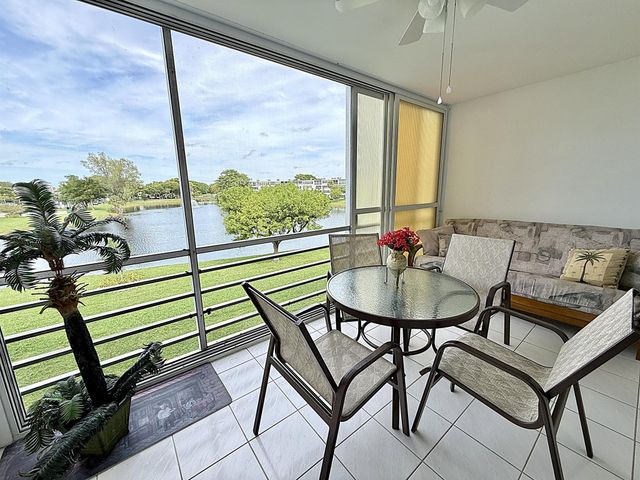 3030 Farnham O, Deerfield Beach, FL 33442