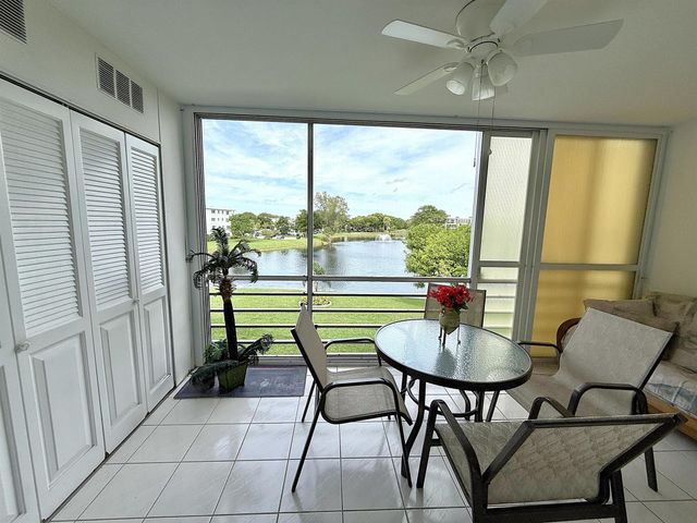 3030 Farnham O, Deerfield Beach, FL 33442