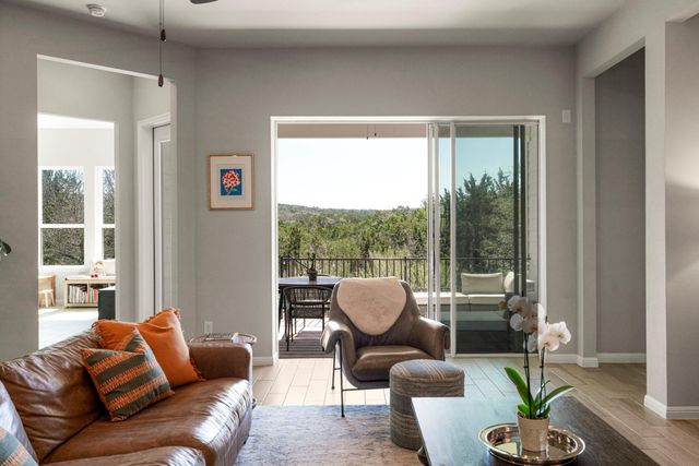 546 Hazy Hills LOOP, Dripping Springs, TX 78620