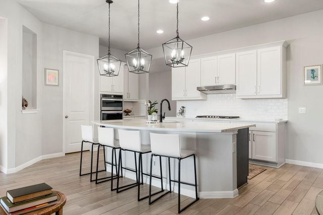 546 Hazy Hills LOOP, Dripping Springs, TX 78620