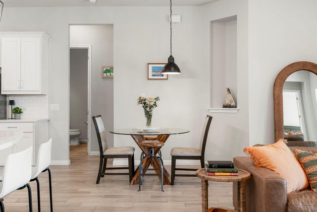 546 Hazy Hills LOOP, Dripping Springs, TX 78620