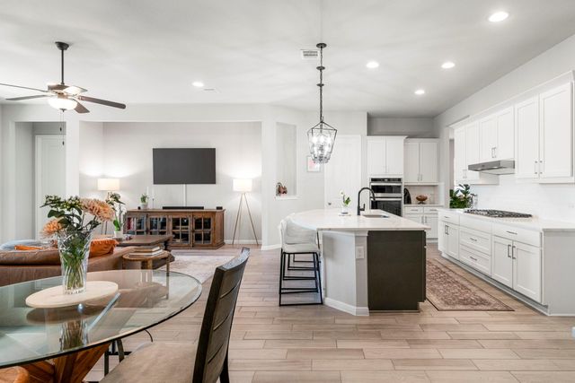 546 Hazy Hills LOOP, Dripping Springs, TX 78620