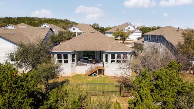 546 Hazy Hills LOOP, Dripping Springs, TX 78620