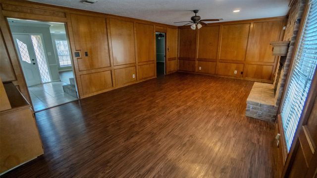 5507 Slashwood Lane, Spring, TX 77379