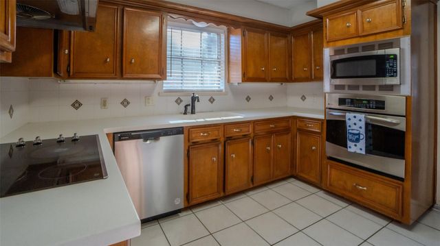 5507 Slashwood Lane, Spring, TX 77379