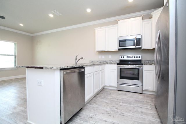 310 S F St, Pensacola, FL 32502