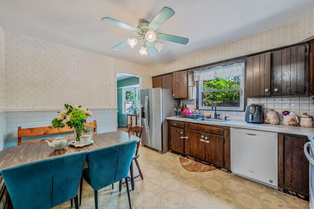 1335 August Road, North Babylon, NY 11703