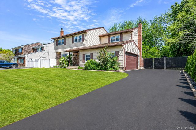 1335 August Road, North Babylon, NY 11703