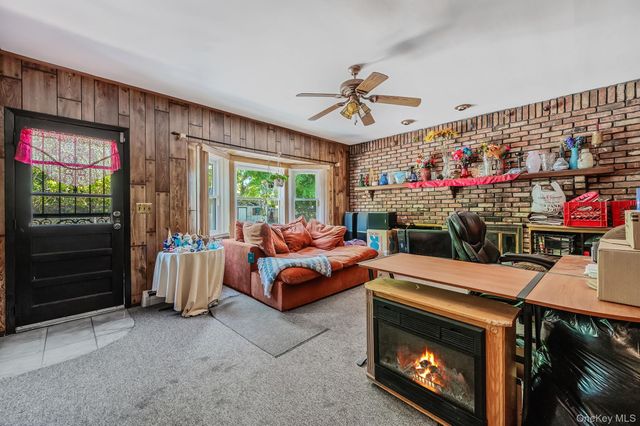 1335 August Road, North Babylon, NY 11703