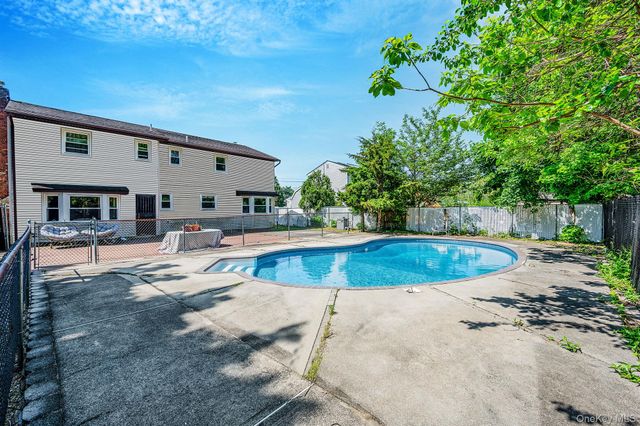 1335 August Road, North Babylon, NY 11703