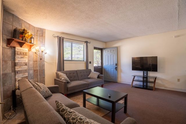 42-2 Wylie Court, Conway, NH 03860
