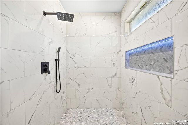 164 Hondo Ridge, La Vernia, TX 78121